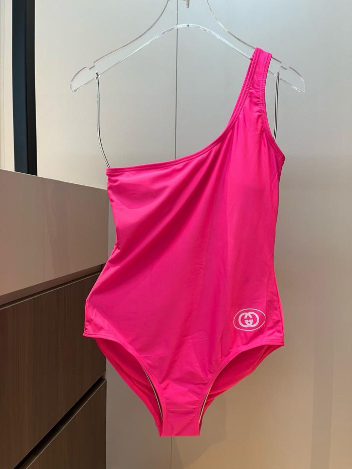 réplica,joyas,joyería,1:1,replica,fake,lujo,barato réplica,joyas,joyería,1:1,replica,fake,lujo,barato Costume da bagno Gucci️