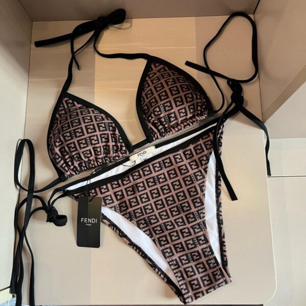 réplica,joyas,joyería,1:1,replica,fake,lujo,barato Nuovo costume da bagno intero stile halter Dior