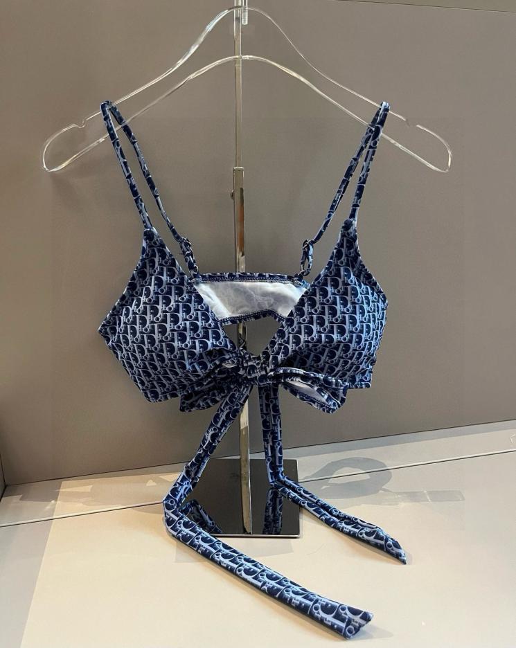 réplica,joyas,joyería,1:1,replica,fake,lujo,barato réplica,joyas,joyería,1:1,replica,fake,lujo,barato Bikini classico Dior️
