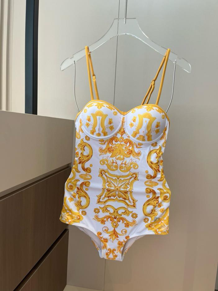 réplica,joyas,joyería,1:1,replica,fake,lujo,barato réplica,joyas,joyería,1:1,replica,fake,lujo,barato Costume intero con ferretto D&G️