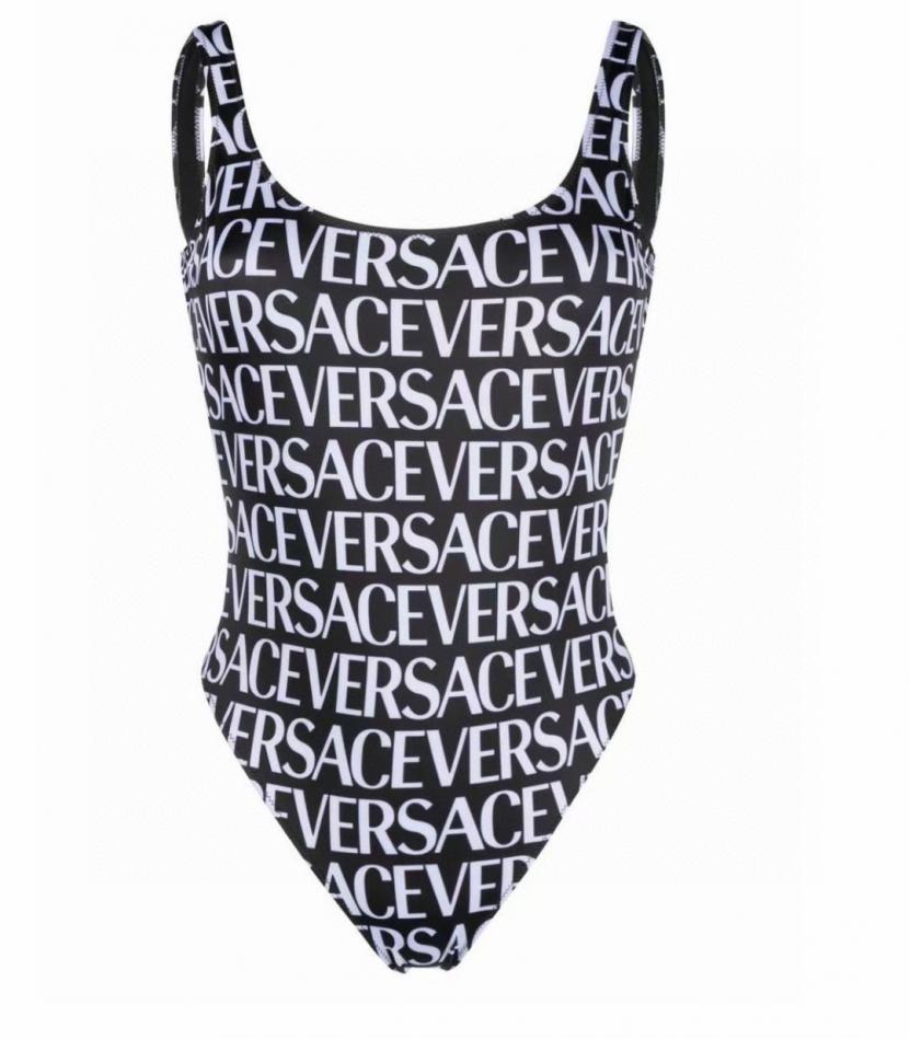 réplica,joyas,joyería,1:1,replica,fake,lujo,barato réplica,joyas,joyería,1:1,replica,fake,lujo,barato El nuevo traje de baño de una pieza con estampado de letras de Versace muestra un encanto maduro