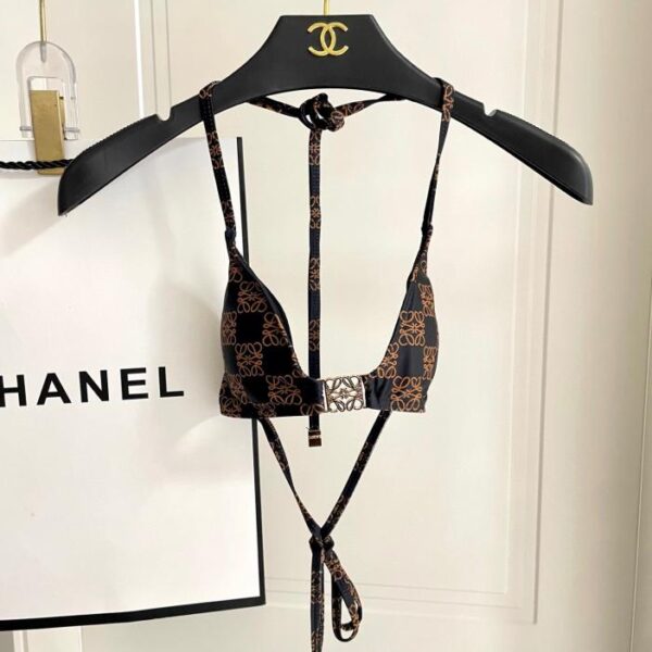 réplica,joyas,joyería,1:1,replica,fake,lujo,barato Los nuevos trajes de baño separados de Loewe son adecuados para una variedad de escenarios: playa, piscina, aguas termales, parque acuático, rafting.