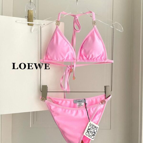réplica,joyas,joyería,1:1,replica,fake,lujo,barato Los nuevos trajes de baño divididos de Loewe Counter son adecuados para diversos escenarios: playa, piscina, aguas termales, parque acuático, rafting.