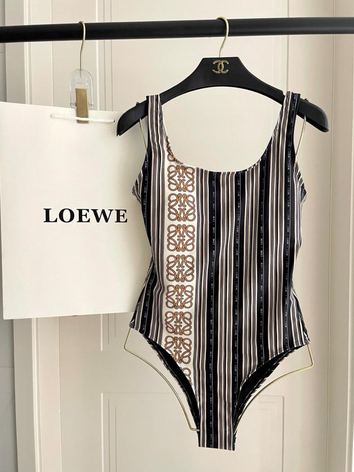 réplica,joyas,joyería,1:1,replica,fake,lujo,barato réplica,joyas,joyería,1:1,replica,fake,lujo,barato Los nuevos trajes de baño de Loewe Counter son aptos para diversos escenarios: playa, piscina, aguas termales, parque acuático, rafting.