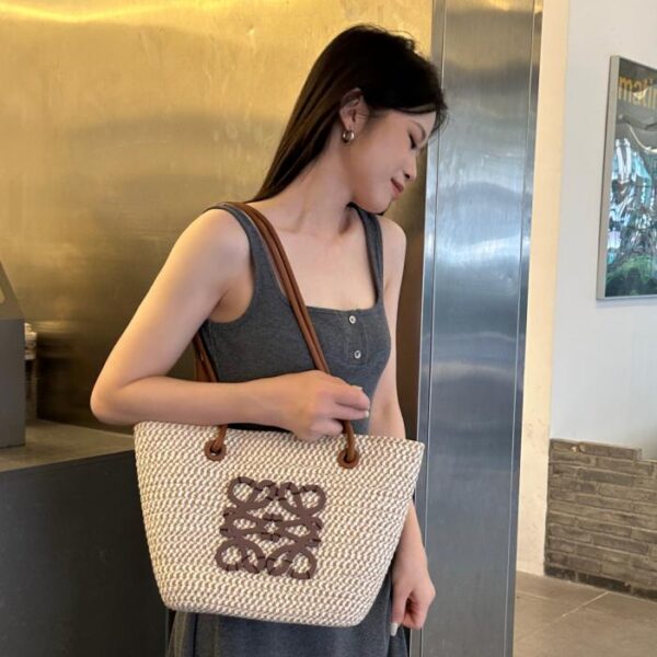réplica,joyas,joyería,1:1,replica,fake,lujo,barato LOEWE nuevo bolso tejido