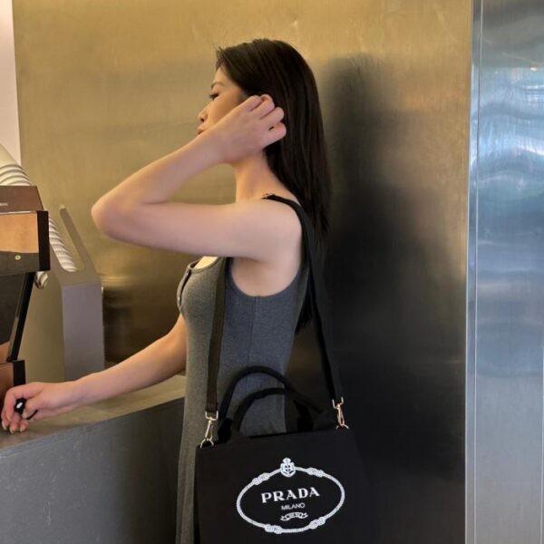réplica,joyas,joyería,1:1,replica,fake,lujo,barato Prada nuevo bolso tote de lona