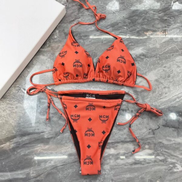 réplica,joyas,joyería,1:1,replica,fake,lujo,barato El bikini MCM es un traje de baño adecuado para diversos escenarios: playa, piscina, aguas termales, parque acuático, rafting.