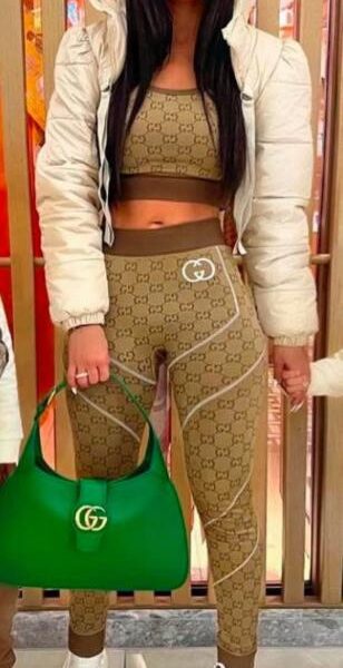 réplica,joyas,joyería,1:1,replica,fake,lujo,barato El nuevo traje deportivo de alta elasticidad para yoga y fitness de Gucci