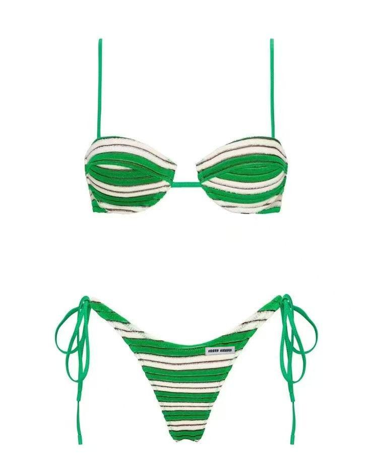 réplica,joyas,joyería,1:1,replica,fake,lujo,barato réplica,joyas,joyería,1:1,replica,fake,lujo,barato MIU MIU nueva tela de terciopelo de bikini dividido adecuada para trajes de baño en varias escenas ♀Playa, piscina, aguas termales, parque acuático, rafting
