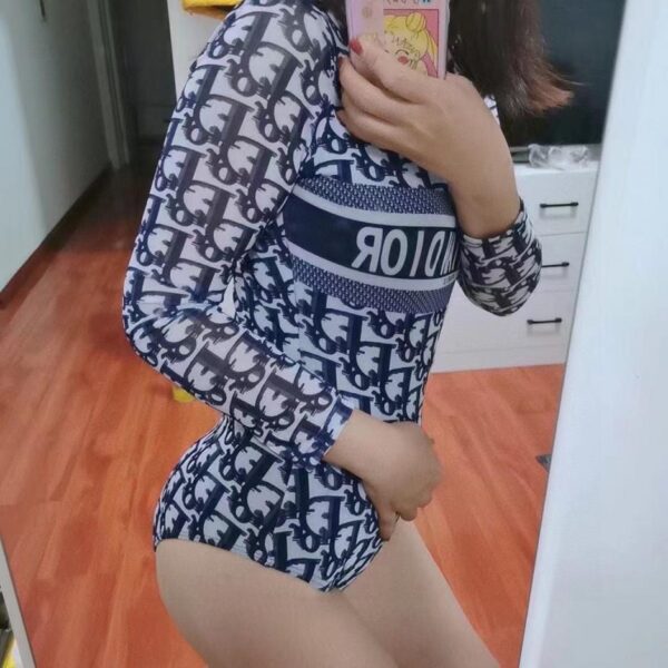 réplica,joyas,joyería,1:1,replica,fake,lujo,barato Bañador Dior de manga larga con protección solar.