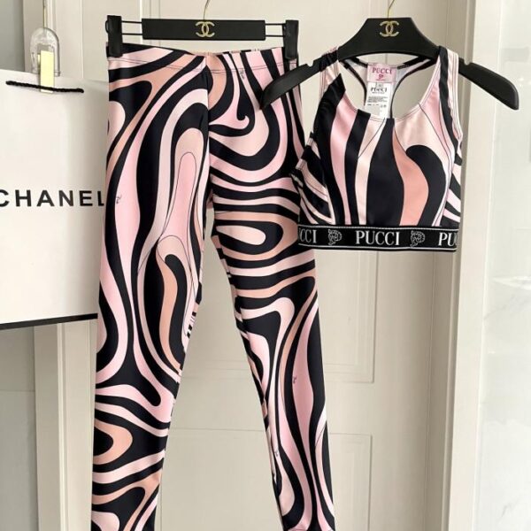 réplica,joyas,joyería,1:1,replica,fake,lujo,barato El nuevo traje deportivo de yoga largo y altamente elástico de GUCCI
