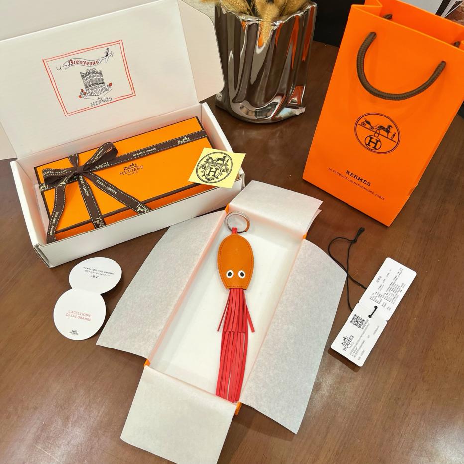 réplica,joyas,joyería,1:1,replica,fake,lujo,barato réplica,joyas,joyería,1:1,replica,fake,lujo,barato HERMES calamar Poulpe Llavero bolso colgante llavero hecho de costura a mano pura pulpo pequeño de seis colores