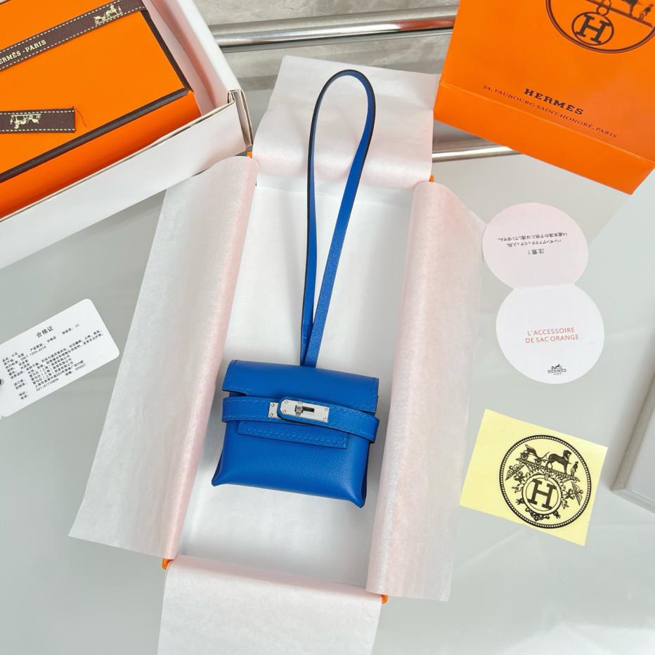 réplica,joyas,joyería,1:1,replica,fake,lujo,barato réplica,joyas,joyería,1:1,replica,fake,lujo,barato Colgante para bolso de auriculares HERMES Kelly, producto exquisito original, puramente hecho a mano con costuras