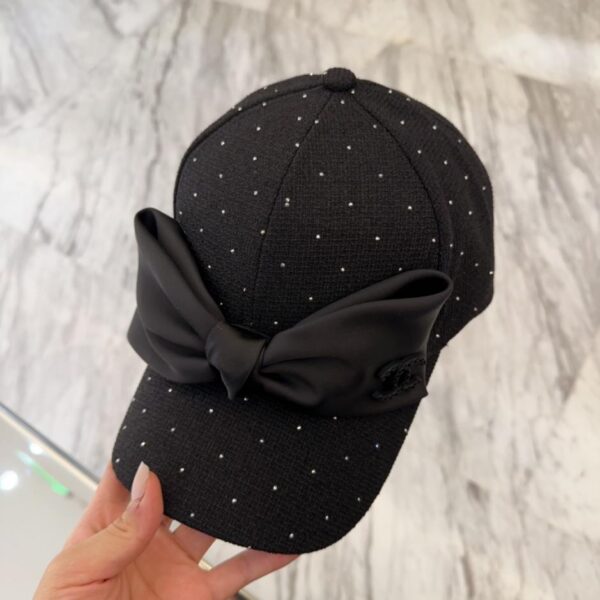 réplica,joyas,joyería,1:1,replica,fake,lujo,barato CHANEL primavera y verano nueva gorra de béisbol con diamantes completos