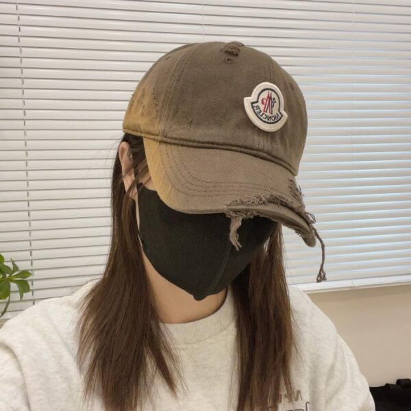réplica,joyas,joyería,1:1,replica,fake,lujo,barato Nueva gorra de béisbol MONCLER de primavera y verano.