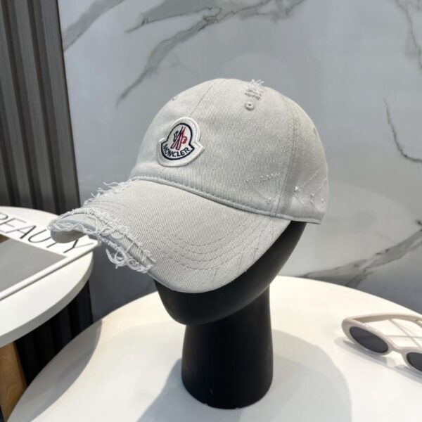 réplica,joyas,joyería,1:1,replica,fake,lujo,barato Nueva gorra de béisbol MONCLER de primavera y verano.