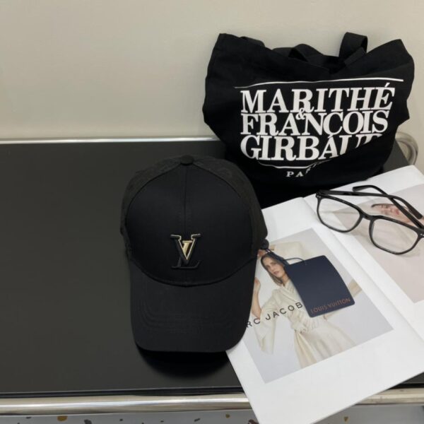réplica,joyas,joyería,1:1,replica,fake,lujo,barato LouiVuittonLV primavera y verano nuevo mostrador nueva gorra de béisbol bordada