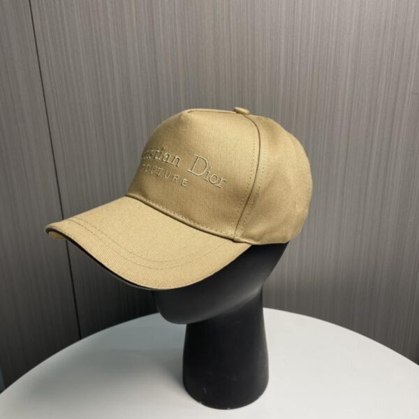 réplica,joyas,joyería,1:1,replica,fake,lujo,barato DIOR nueva gorra de béisbol simple con bordado sincrónico en el mostrador estilo caliente