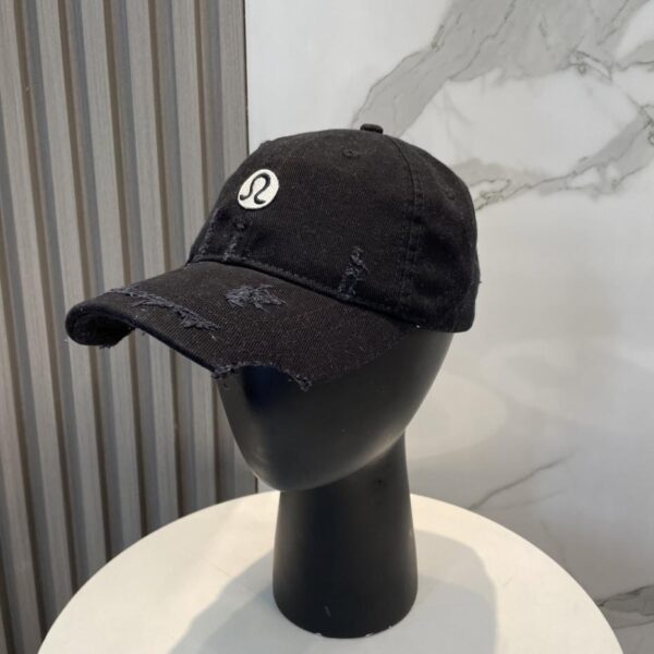 réplica,joyas,joyería,1:1,replica,fake,lujo,barato Nueva gorra de béisbol con diseño de agujeros pesados ​​LULU