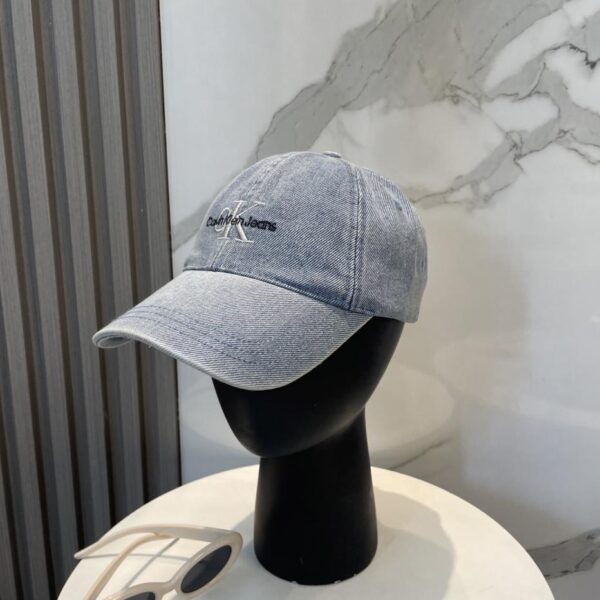 réplica,joyas,joyería,1:1,replica,fake,lujo,barato Gorra de béisbol clásica con logo bordado CK de Calvin Klein