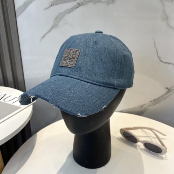 réplica,joyas,joyería,1:1,replica,fake,lujo,barato Nueva gorra de béisbol Loewe de denim lavado, mismo estilo para hombre y mujer.