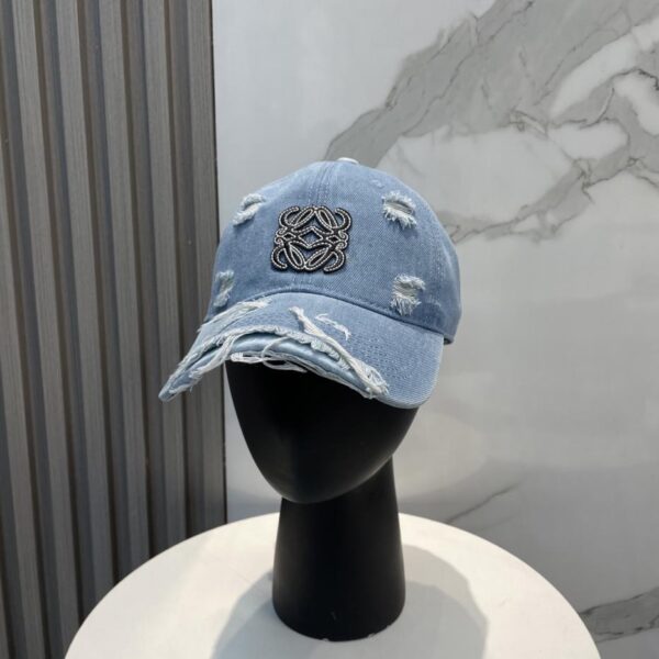 réplica,joyas,joyería,1:1,replica,fake,lujo,barato Nueva gorra de béisbol de mezclilla lavada rasgada de Loewe para hombre y mujer