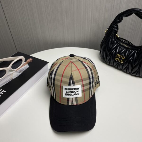 réplica,joyas,joyería,1:1,replica,fake,lujo,barato Gorra de béisbol original de Burberry para hombre y mujer.