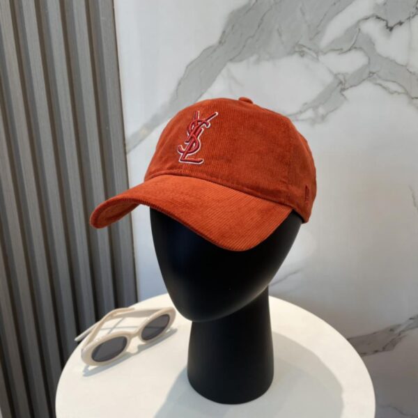 réplica,joyas,joyería,1:1,replica,fake,lujo,barato Gorra de béisbol de pana bordada con letras de Yves Saint Laurent, estilo coreano, mismo estilo para hombres y mujeres