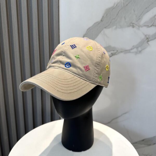 réplica,joyas,joyería,1:1,replica,fake,lujo,barato Gorra de béisbol con letras bordadas de envío de versión alta de Louis Vuitton