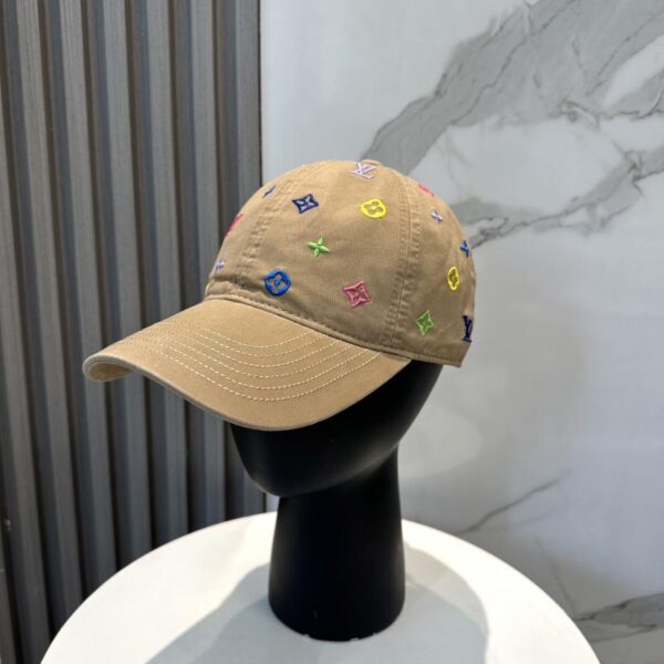 réplica,joyas,joyería,1:1,replica,fake,lujo,barato Gorra de béisbol con letras bordadas de envío de versión alta de Louis Vuitton
