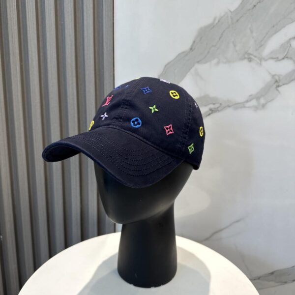 réplica,joyas,joyería,1:1,replica,fake,lujo,barato Gorra de béisbol con letras bordadas de envío de versión alta de Louis Vuitton