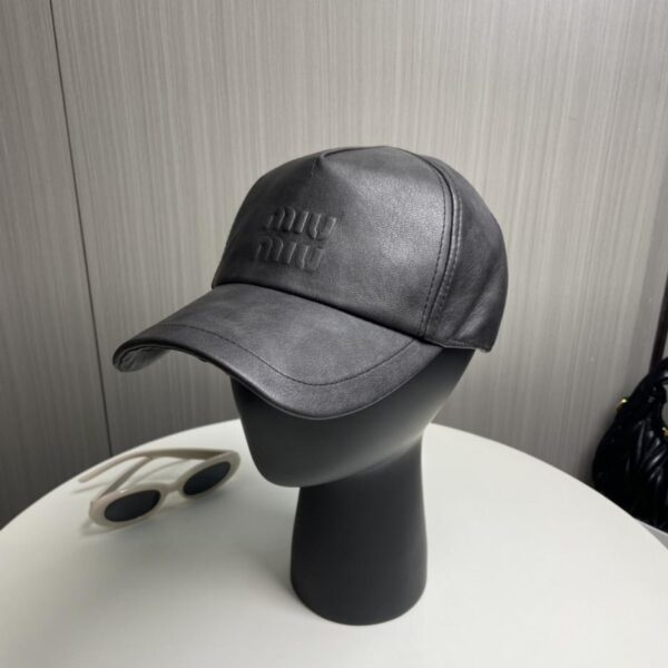 réplica,joyas,joyería,1:1,replica,fake,lujo,barato Miu Miu nueva gorra de béisbol original de otoño e invierno.