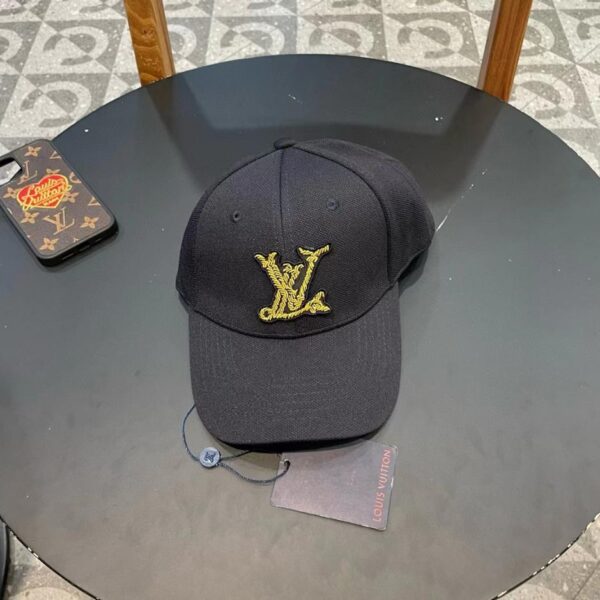 réplica,joyas,joyería,1:1,replica,fake,lujo,barato Nueva gorra de béisbol LV, personalización de alta calidad.