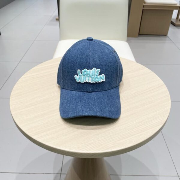 réplica,joyas,joyería,1:1,replica,fake,lujo,barato Gorra de béisbol bordada original de Louis Vuitton para hombre y mujer.