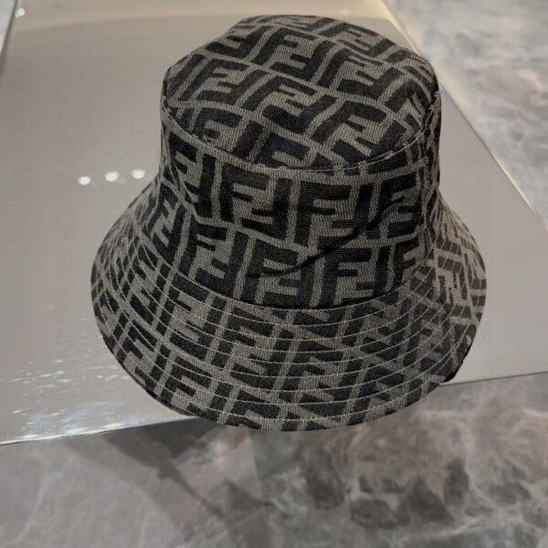 réplica,joyas,joyería,1:1,replica,fake,lujo,barato Fendi sombrero de pescador con letras para presbicia