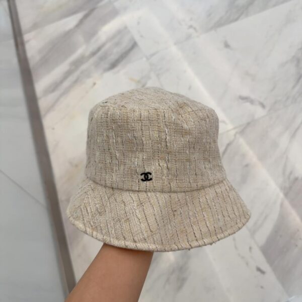 réplica,joyas,joyería,1:1,replica,fake,lujo,barato Sombrero de pescador trenzado otoño e invierno de pasarela Chanel.