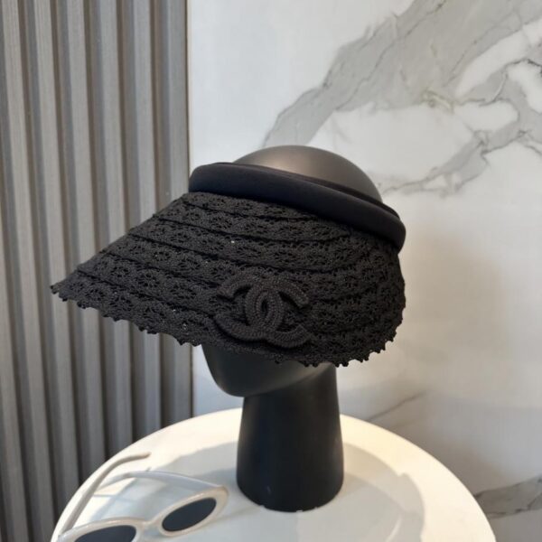 réplica,joyas,joyería,1:1,replica,fake,lujo,barato El nuevo y exclusivo sombrero para el sol pequeño y fragante de Chanel, sombrero con diadema superior hueca