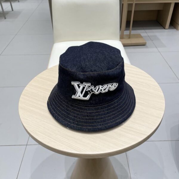 réplica,joyas,joyería,1:1,replica,fake,lujo,barato El nuevo sombrero de pescador sencillo (reversible) de mezclilla de Louis Vuitton para hombres y mujeres