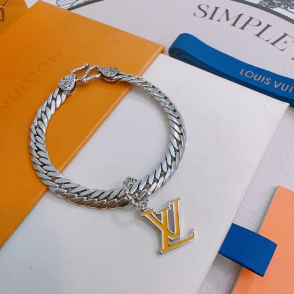 réplica,joyas,joyería,1:1,replica,fake,lujo,barato Pulsera Louis Vuitton RW Original, nueva, estilo retro, estilo rock punk, estilo tailandés plateado (M71SA)