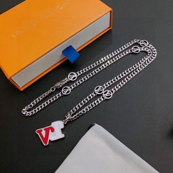 réplica,joyas,joyería,1:1,replica,fake,lujo,barato Collar Louis Vuitton RW original de mostrador, nuevo estilo retro, estilo rock punk, estilo tailandés plateado (YW3TE)