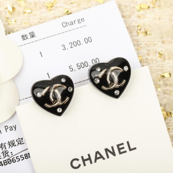 réplica,joyas,joyería,1:1,replica,fake,lujo,barato Pendientes Chanel con forma de corazón y doble C (U30GD)