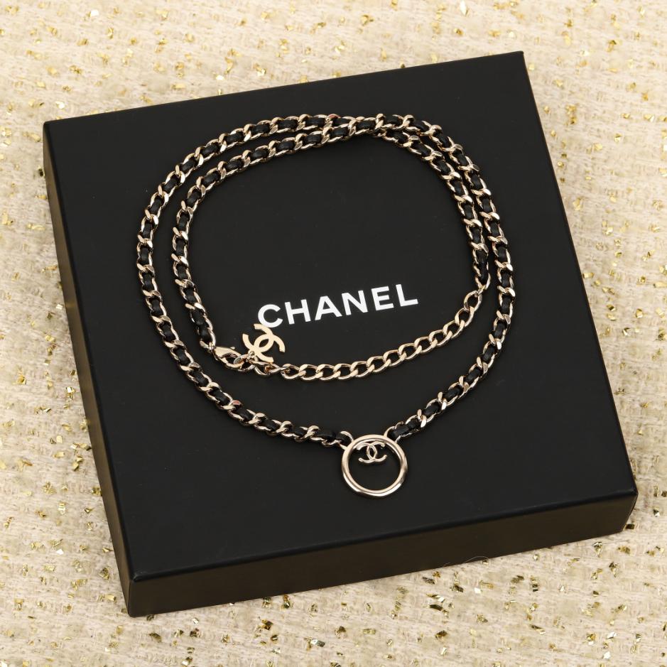 réplica,joyas,joyería,1:1,replica,fake,lujo,barato réplica,joyas,joyería,1:1,replica,fake,lujo,barato Gargantilla con doble C y gafas Chanel (ALRNJ)