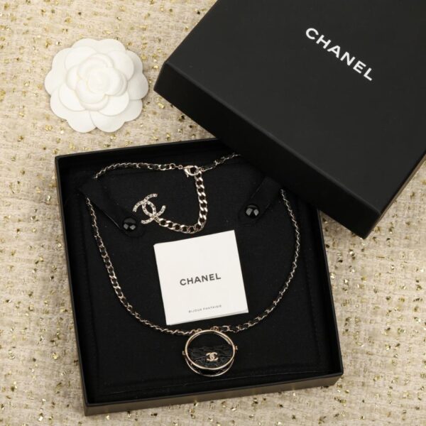 réplica,joyas,joyería,1:1,replica,fake,lujo,barato Broche de corazón negro grande y pequeño de Chanel (RH7S3)