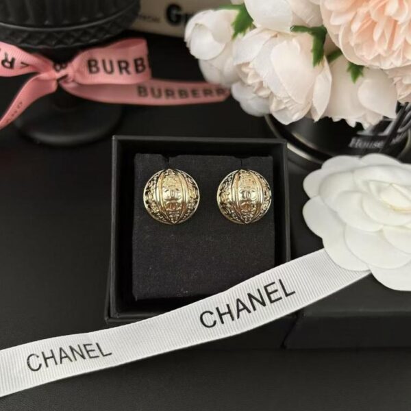 réplica,joyas,joyería,1:1,replica,fake,lujo,barato Broche Chanel 25a con esmalte negro, corazón y hojas con borde dorado (RZJYR)