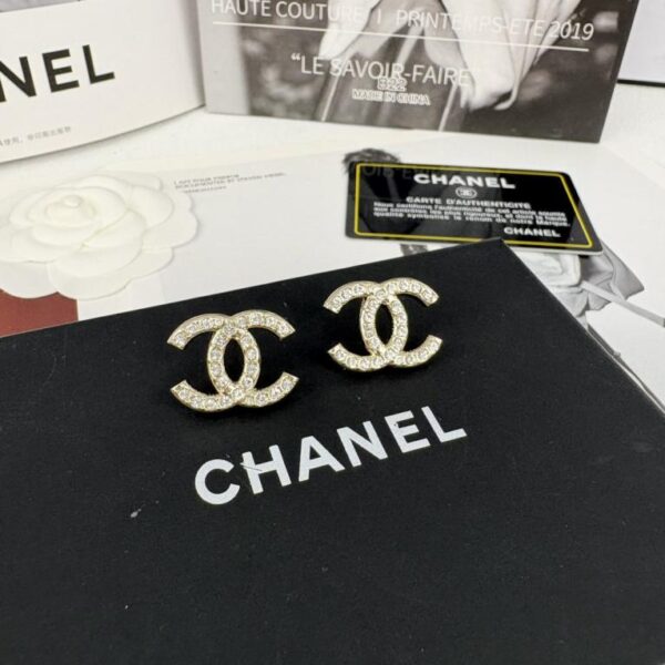 réplica,joyas,joyería,1:1,replica,fake,lujo,barato Broche Chanel 25a con esmalte negro, corazón y hojas con borde dorado (RZJYR)