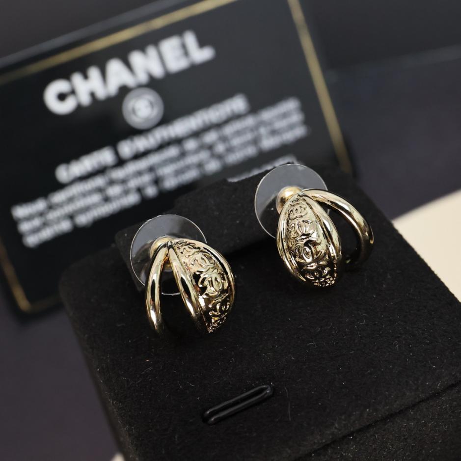 réplica,joyas,joyería,1:1,replica,fake,lujo,barato réplica,joyas,joyería,1:1,replica,fake,lujo,barato Pendientes pequeños Chanel 25A de nogal (FYWV1)