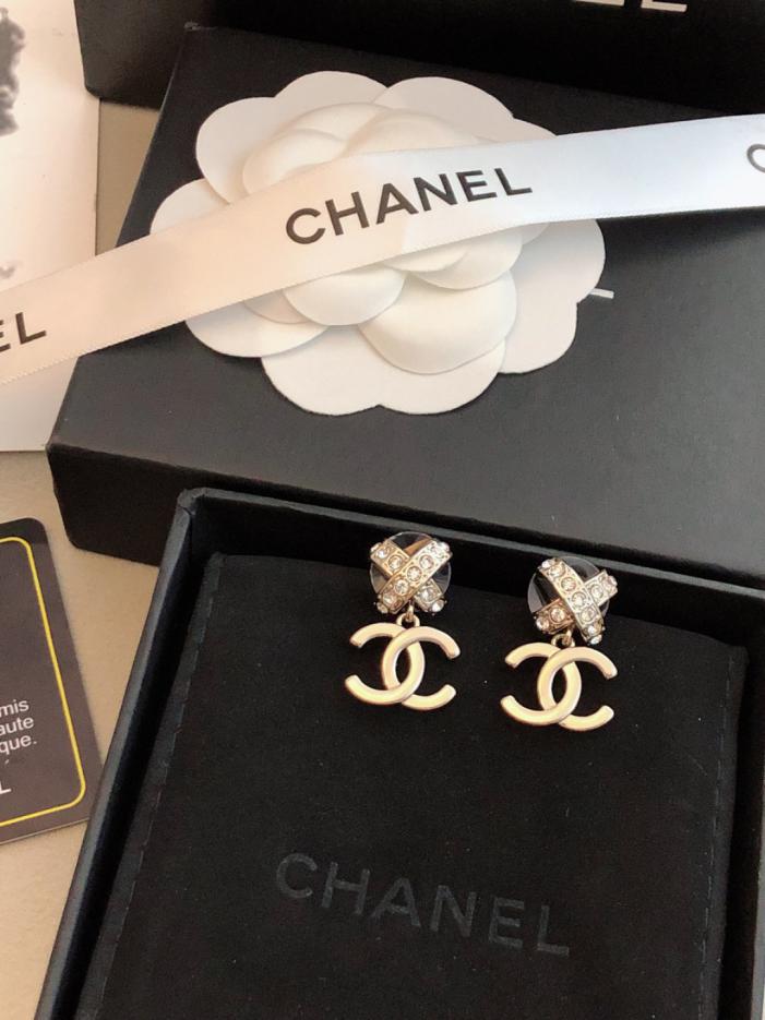 réplica,joyas,joyería,1:1,replica,fake,lujo,barato réplica,joyas,joyería,1:1,replica,fake,lujo,barato Pendientes de perlas CHANEL, nuevo estilo (2RP6S)
