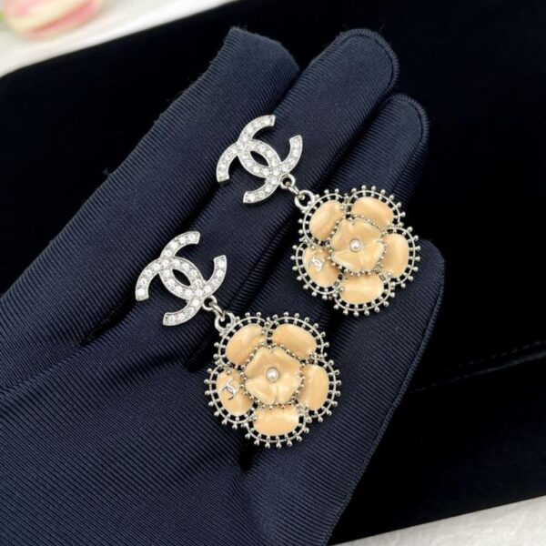 réplica,joyas,joyería,1:1,replica,fake,lujo,barato Pendientes de esmalte naranja Camellia de Chanel (A4L35)