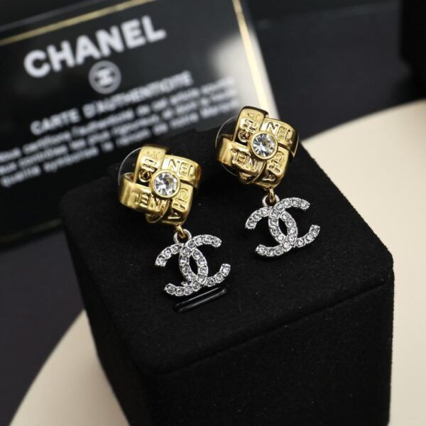 réplica,joyas,joyería,1:1,replica,fake,lujo,barato Pendientes de diamantes con nudo chino Chanel 25A (CLZWW)
