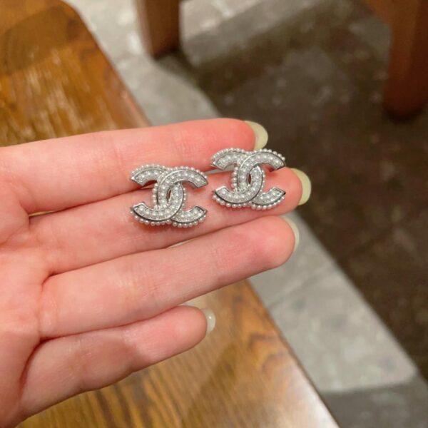 réplica,joyas,joyería,1:1,replica,fake,lujo,barato Pendientes Chanel Doble C de segunda mano (EFR64)